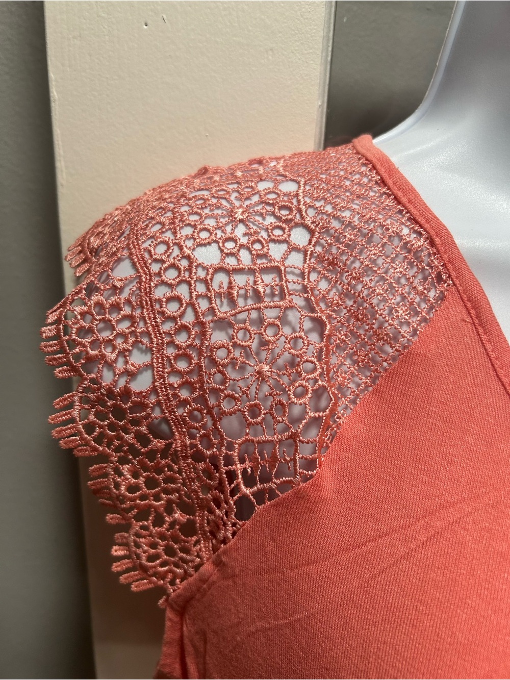 Suzy Shier Coral Lace Sleeve Women's Top